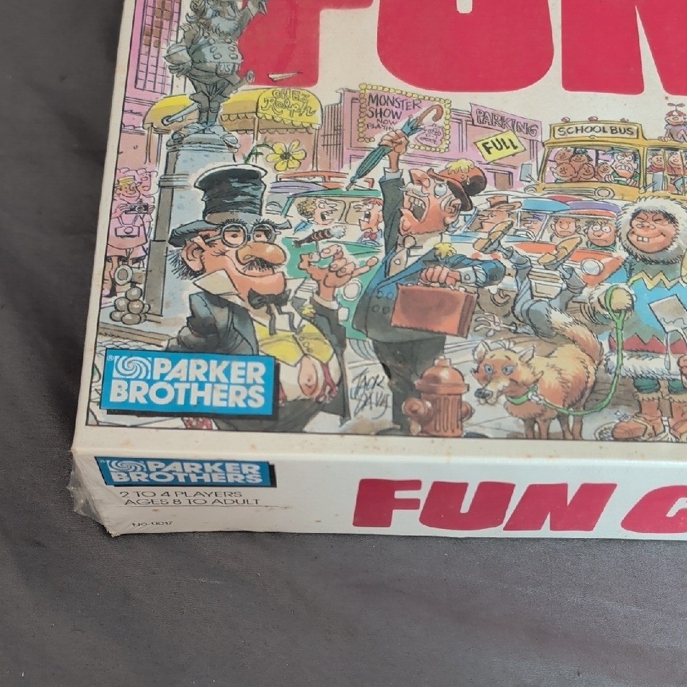 FUN CITY Vintage Board Game by Parker Brothers - White & Pink Box - Picture 3 of 7
